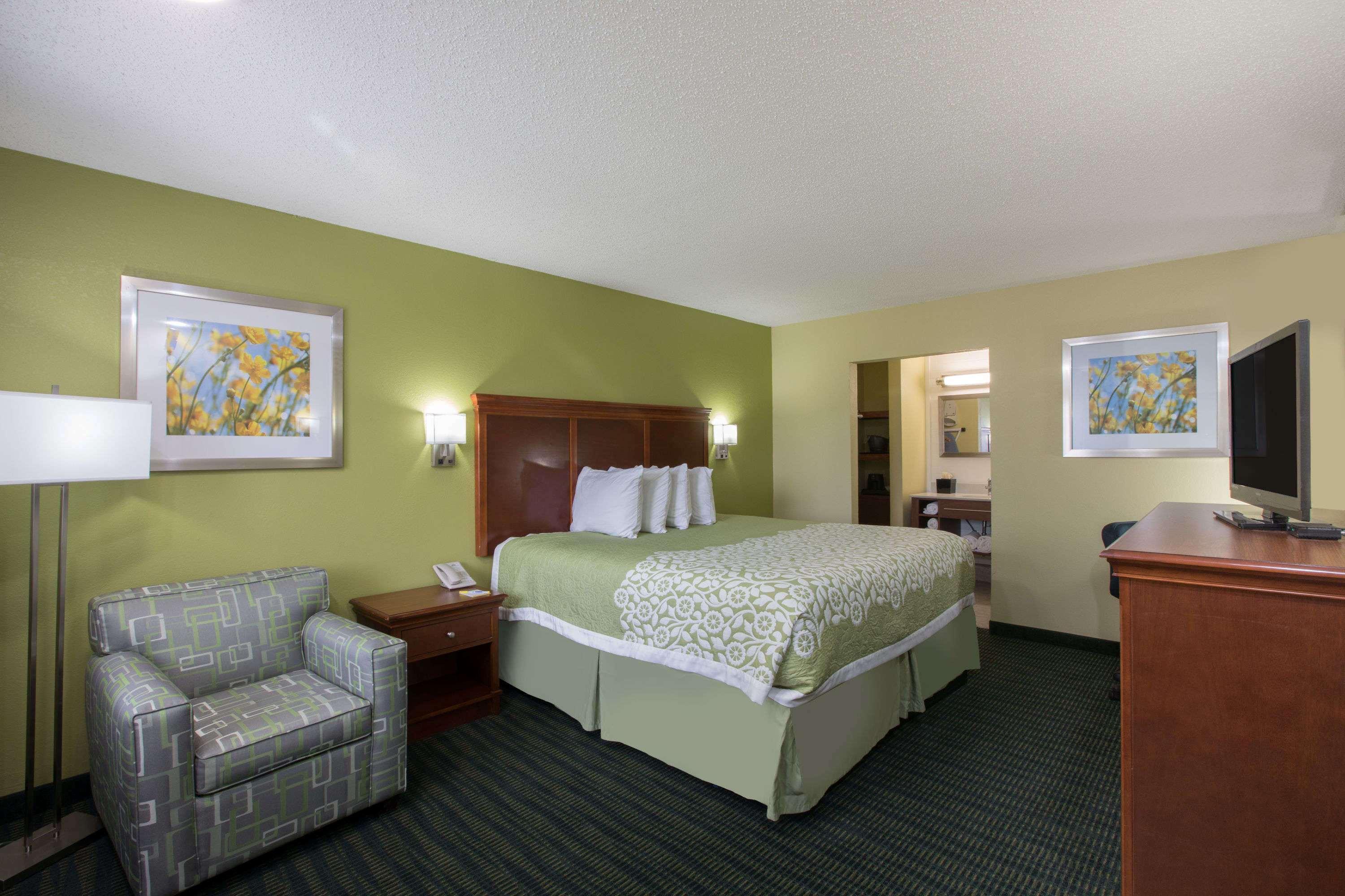 Days Inn & Suites Big Spring Ngoại thất bức ảnh